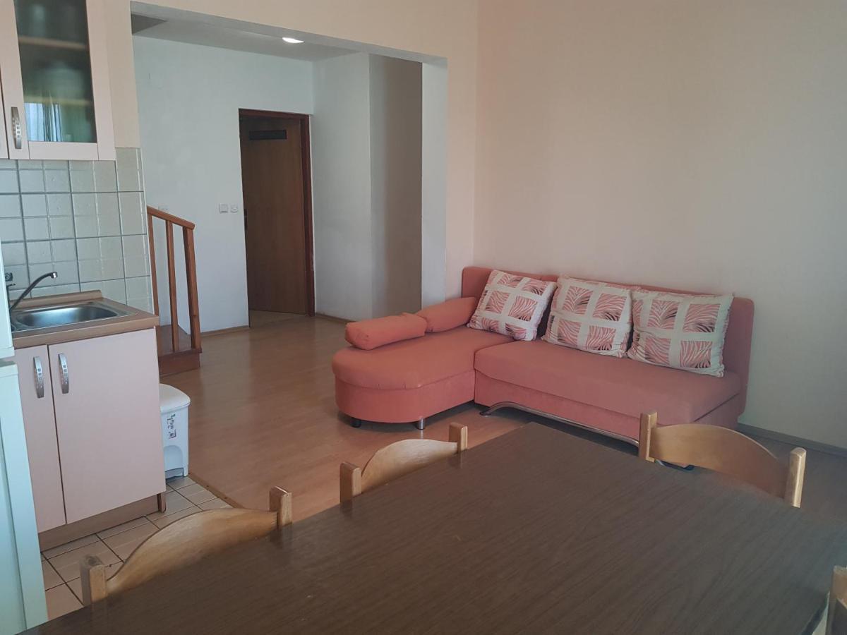 פג Apartmani Tommy מראה חיצוני תמונה